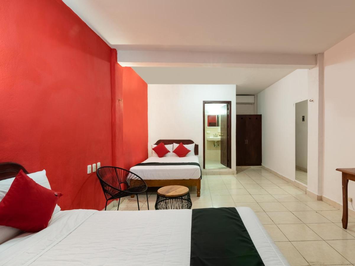 Capital O Hotel El Faisan Y El Venado Playa del Carmen Bagian luar foto