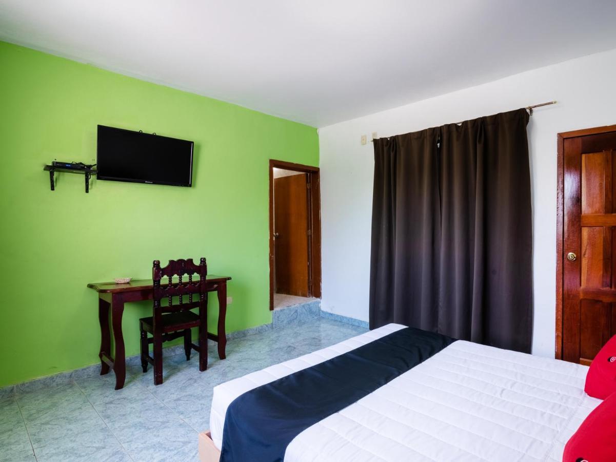 Capital O Hotel El Faisan Y El Venado Playa del Carmen Bagian luar foto